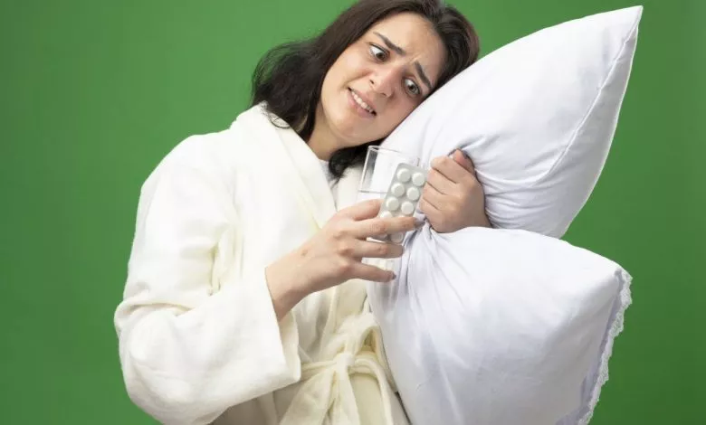 Golova Zvon V Ushah Freepik Com 1300x820